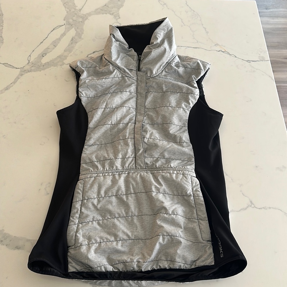 Brooks running vest